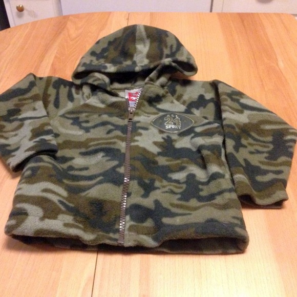 18 month hoodie bundle - Kenneth Cole, Park Bench - Picture 6 of 8